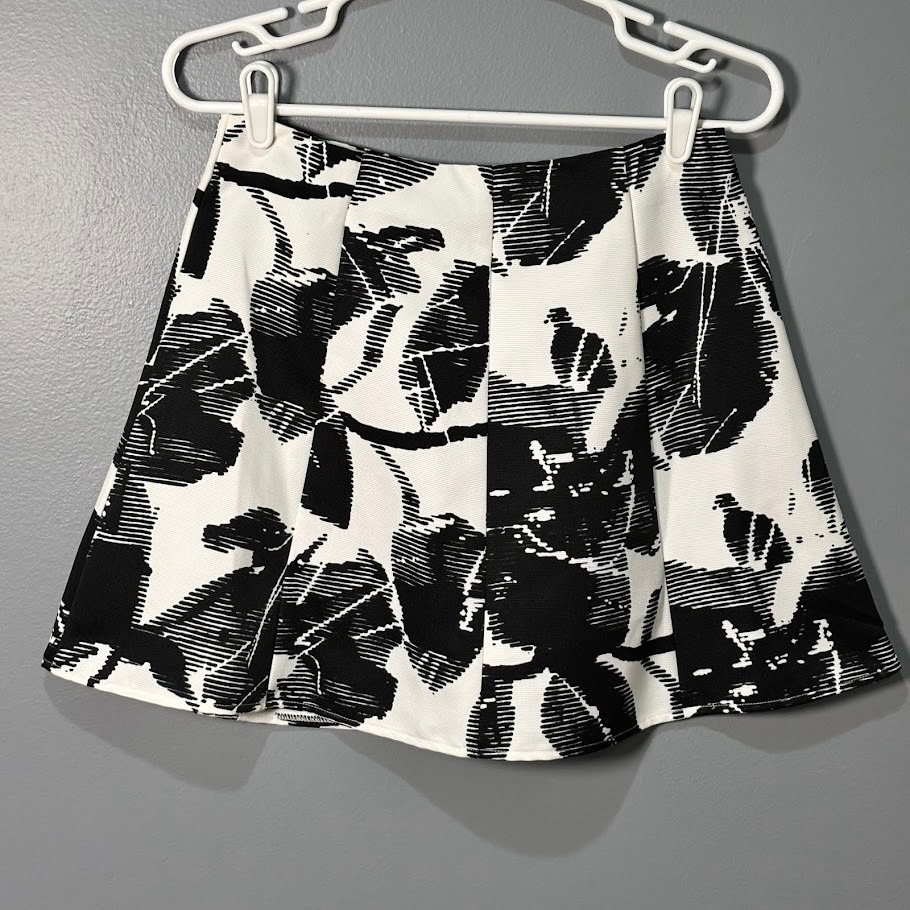 Lucy Paris Skirt Womens S Black White Polyester A-Line Mini Abstract Leaf Chic